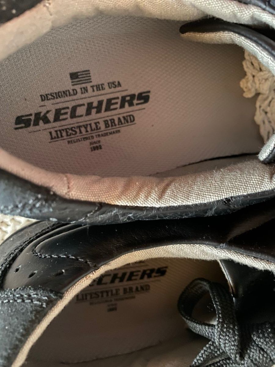 Skechers Scarpe da uomo: Skecher, 42, cuir noir, parfait état – Usato da Geneve venduto da Monthoux13 2