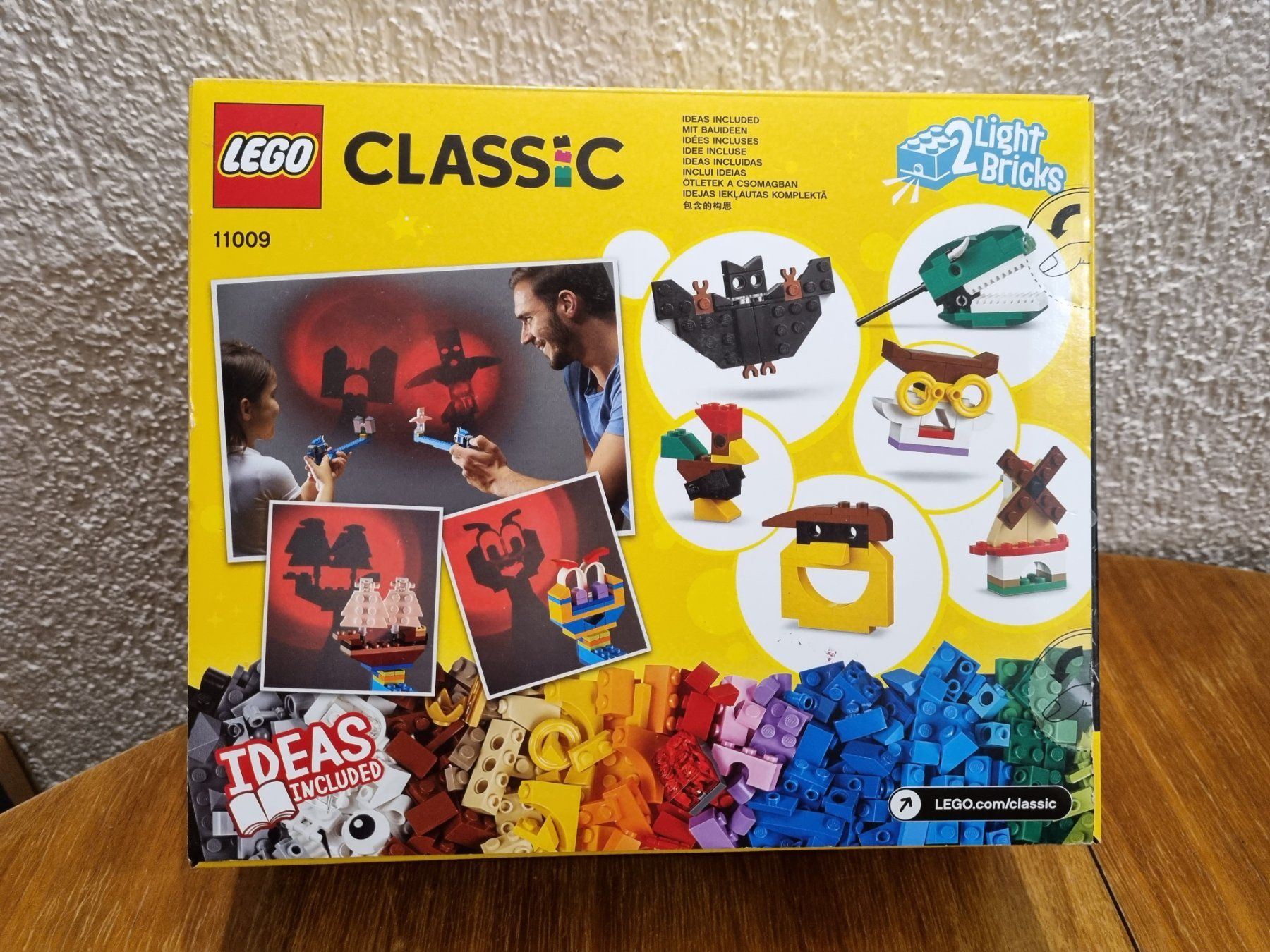 Lego Kit di costruzioni: LEGO Classic 11009 Shadow Theatre Halloween – Nuovo e nell'imballaggio originale da Basadingen venduto da NekoBricks