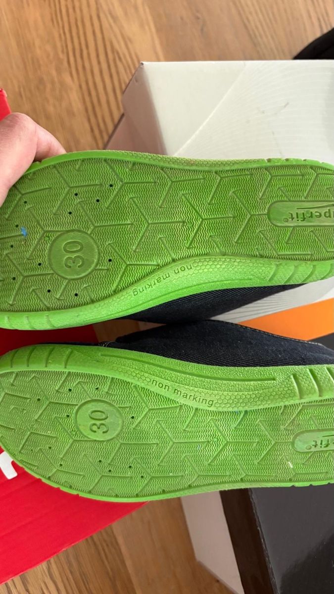 Elefanten Scarpe per ragazzi: Elefanten Kinder Hausschuhe Gr.30 – Usato da Ostermundigen venduto da katant 1