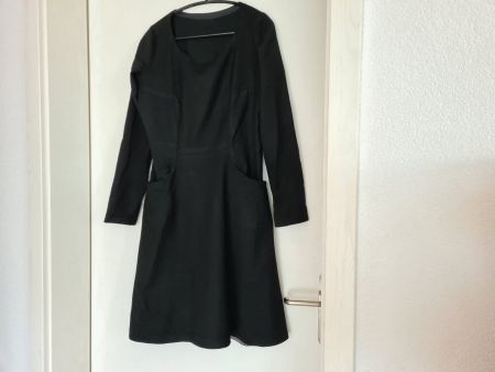 Wollkleid, schwarz, edel, handgefertigt, Gr. 40