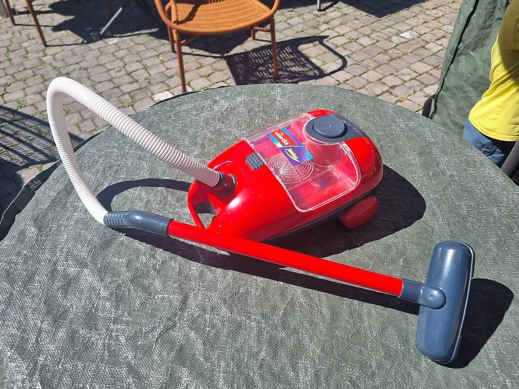 Staubsauger & Zubehör: Staubsauger – Gebraucht aus Ennetmoos von Schugge7