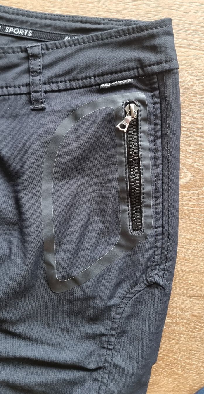 Marc Cain Lots de vêtements: Marc Cain Kleiderpaket N3 – D'occasion à Dielsdorf par meret07 6
