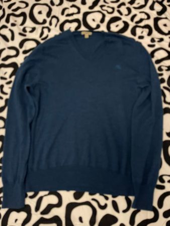 Burberry V-Neck Sweater Blue Size XL Used