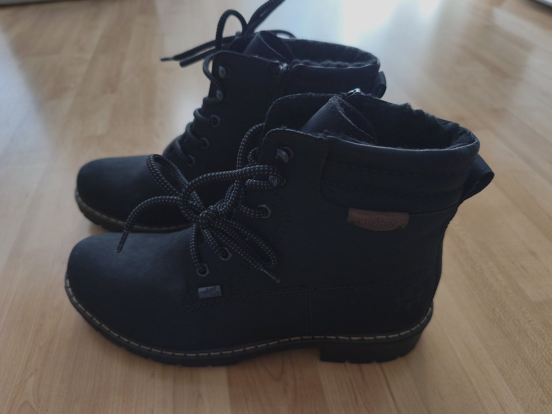 Rieker Chaussures femmes: RIEKER Winterboot schwarz Gr. 40 – Neuf (Voir description) à Rüti ZH par mome8 1