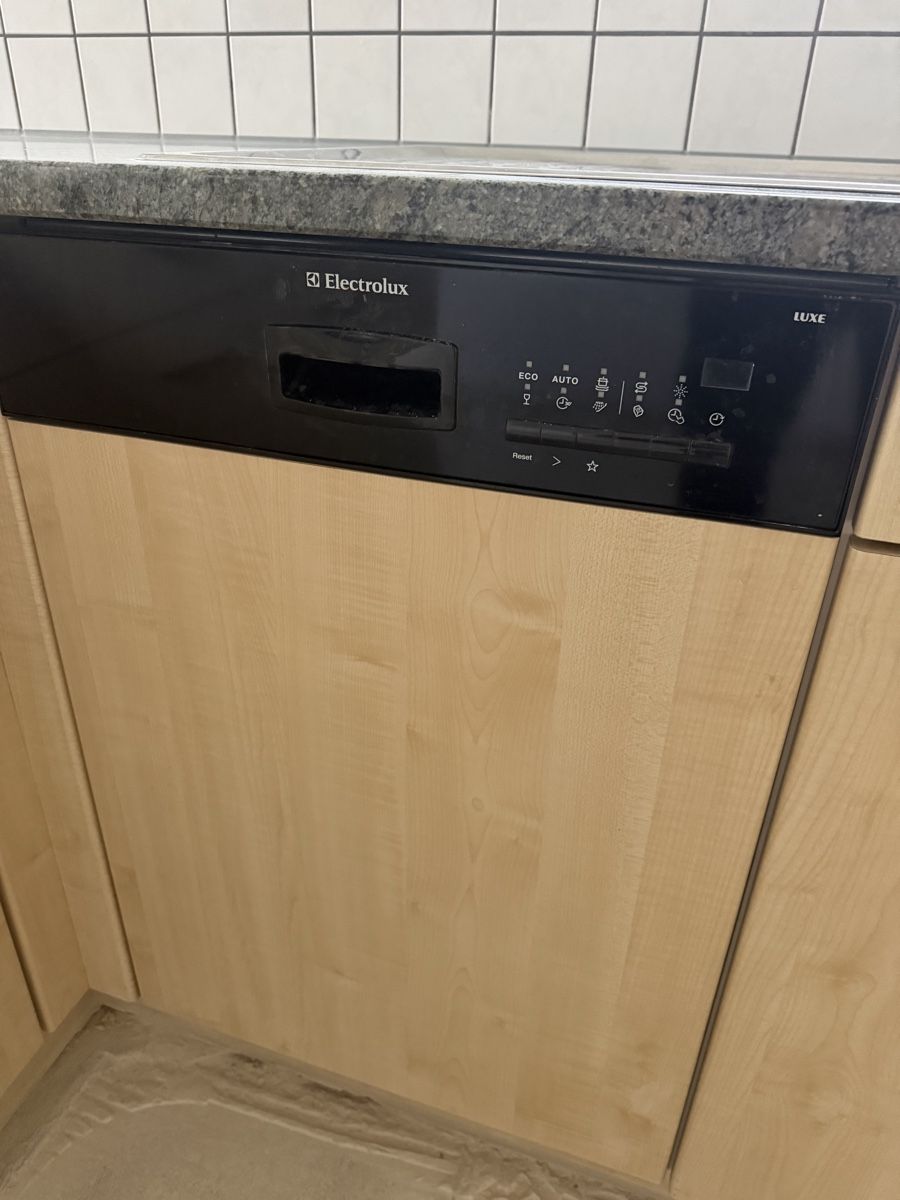 Cucine complete: Komplette Küche ab 1.- CHF – Usato da Hittnau venduto da Dbitte 8