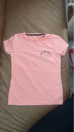 Sport T-Shirt, Grösse 146-152 neuwertig
