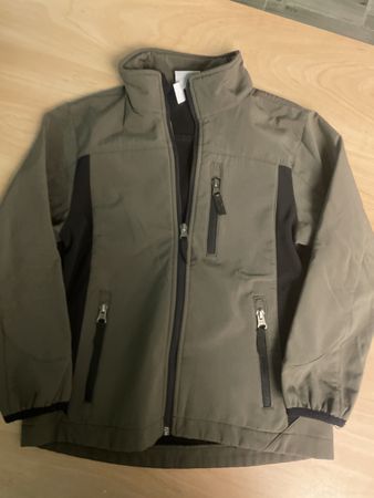 Coole olive Jungen Softshelljacke Gr. 128 Übergangsjacke
