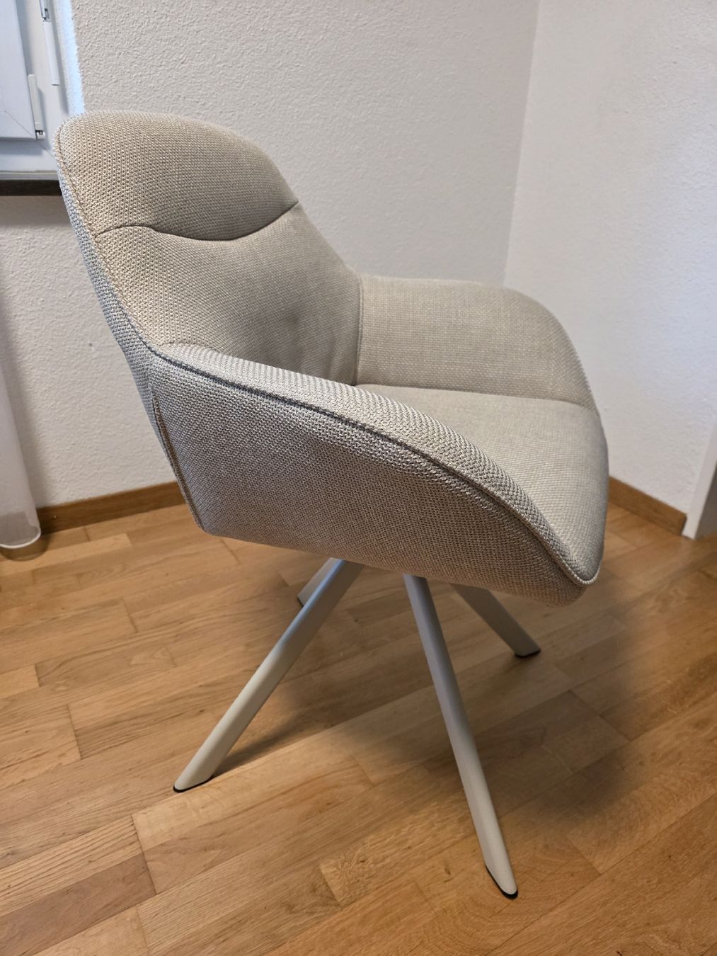 Chaises: 2x beige Esszimmerstühle – Neuf (Voir description) à Lenzburg par Nick.21 1