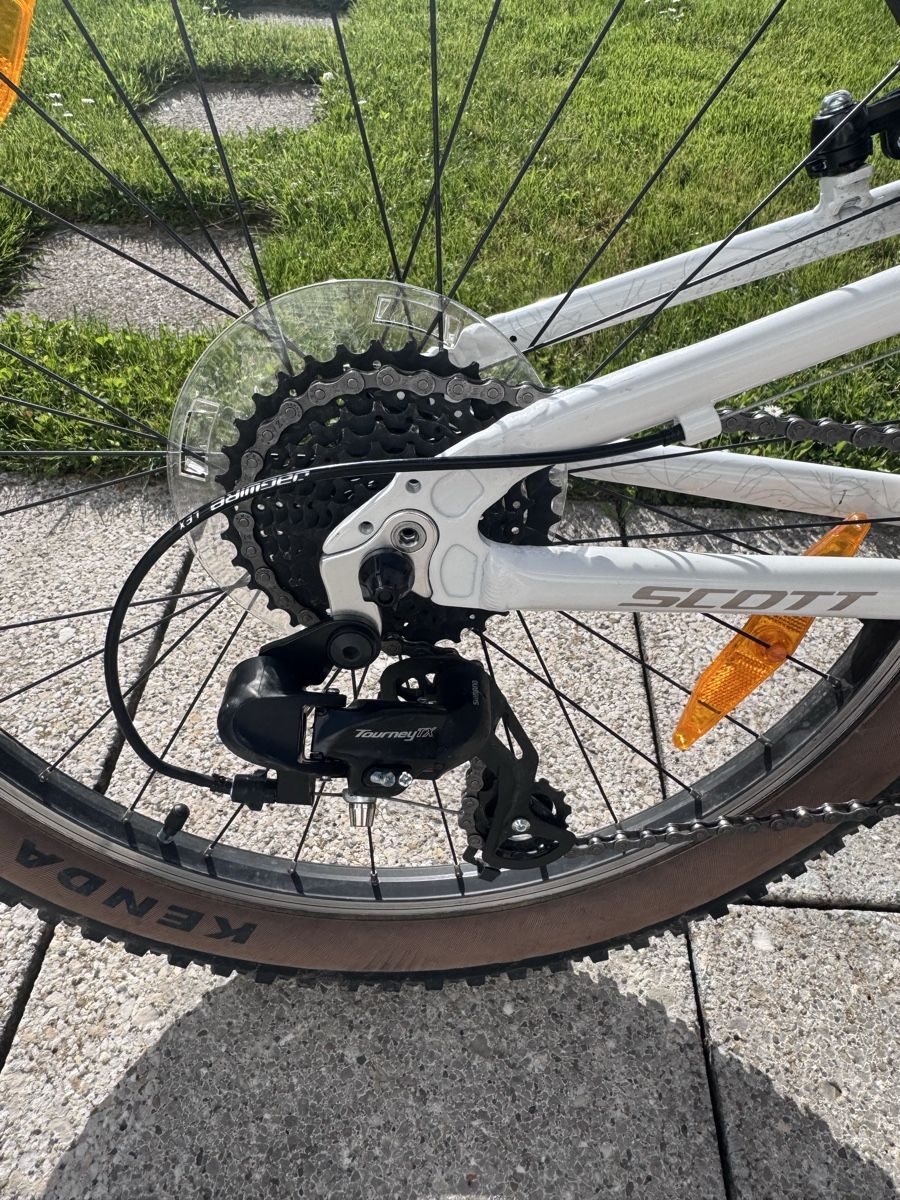 Scott Vélos: SCOTT Contessa 24“ Junior – D'occasion à Zürich par SAMSD 8