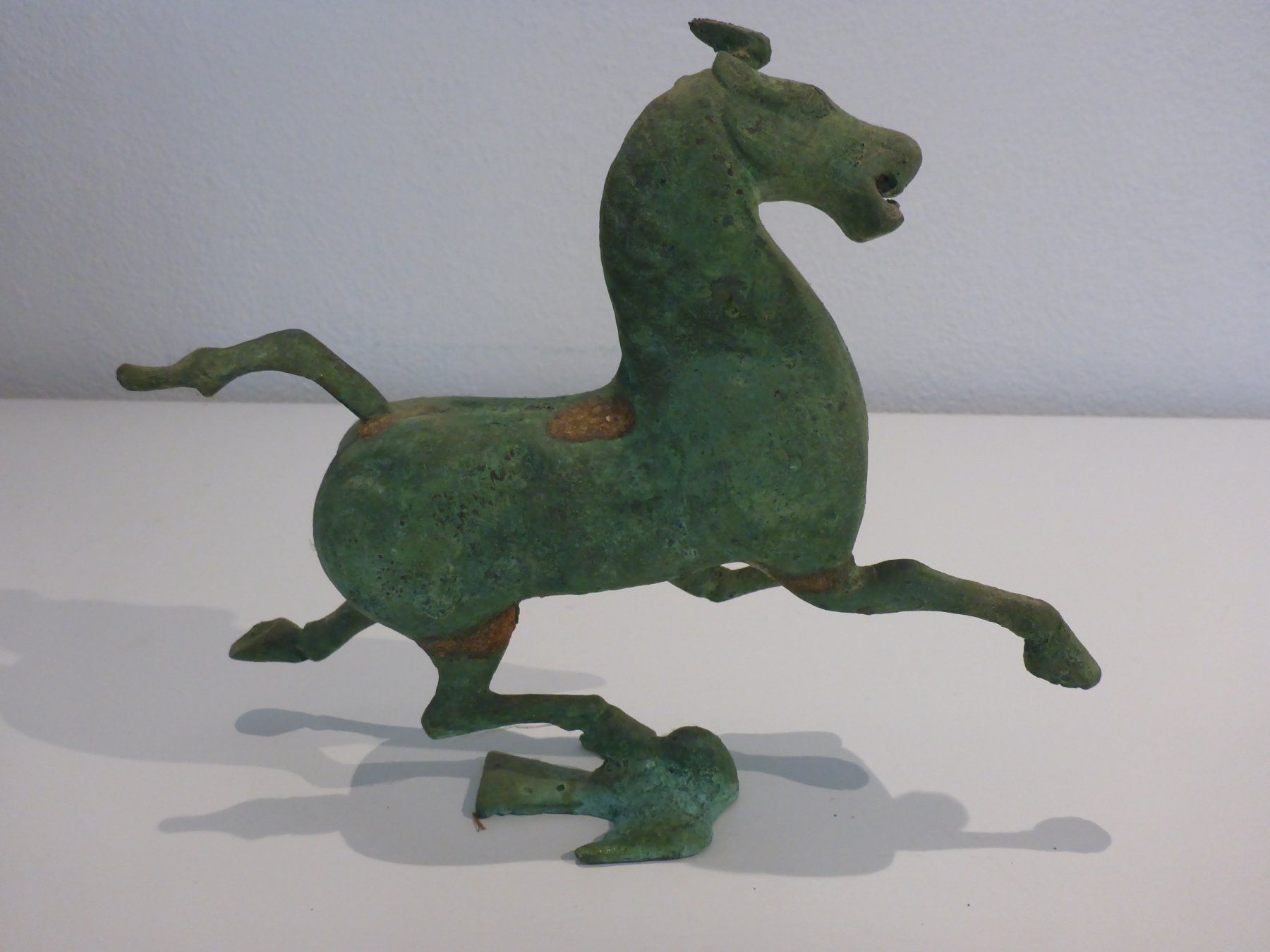 Statuette: Bronze Pferd "das fliegende Pferd aus Gansu" – Usato da Zürich venduto da leia12 2