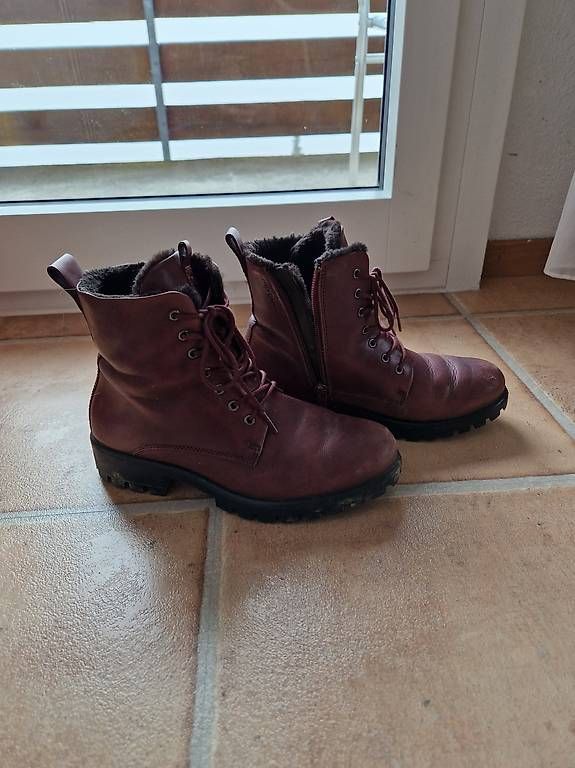 Scarpe da donna: Winterstiefel leder – Usato da Urtenen-Schönbühl venduto da Lasilja