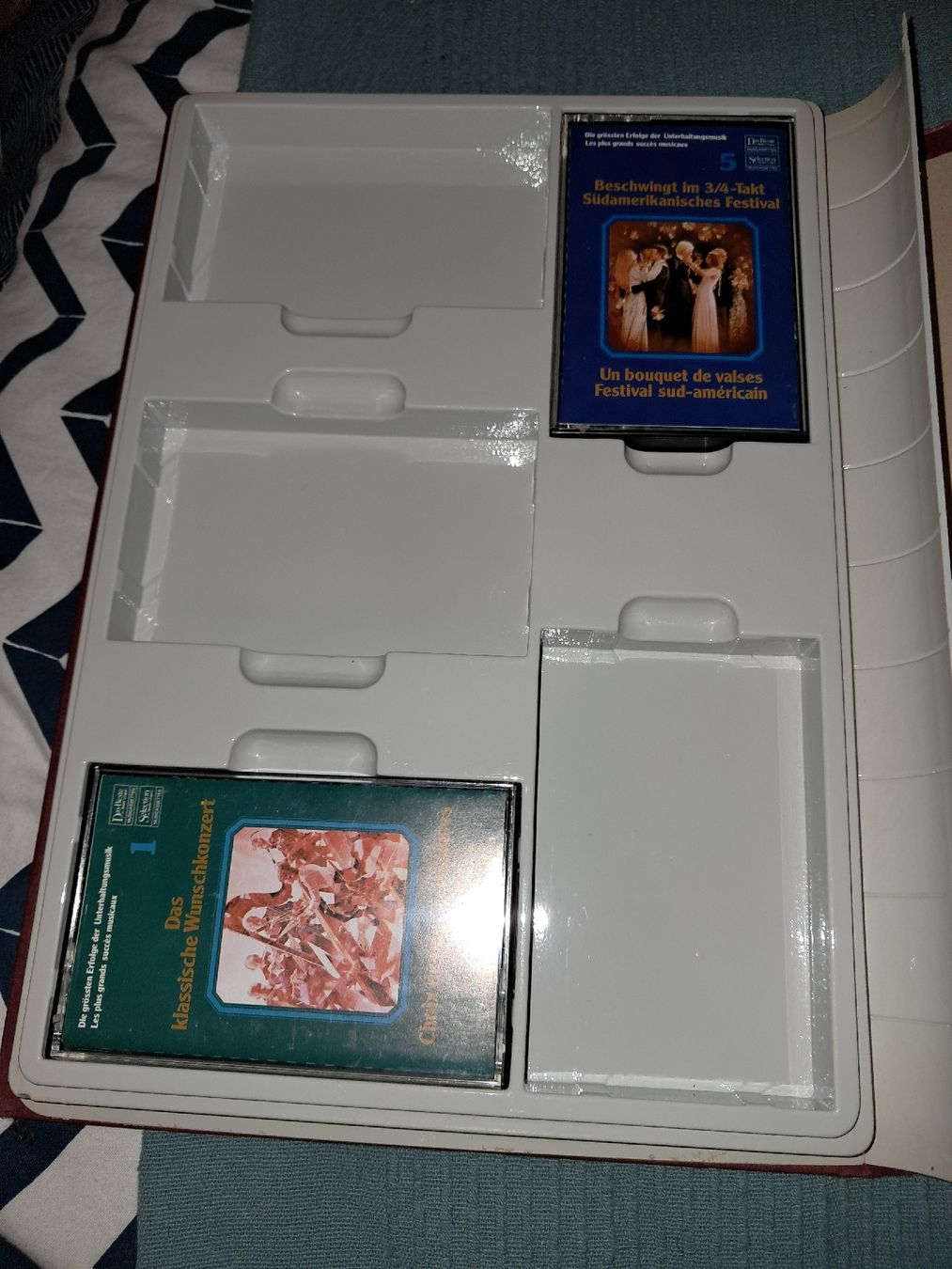 Kompaktkassetten: Coffret de 7 cassettes audio – Gebraucht aus Le locle von juliensaran 2