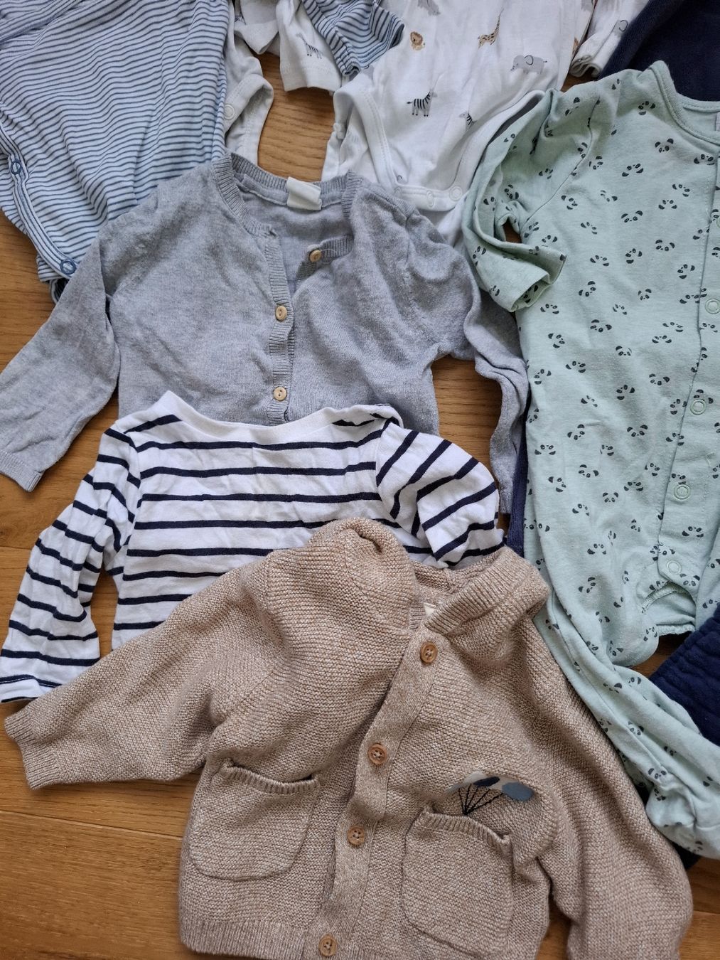 Lotti & Set di vestiti: Kleiderpaket Gr. 68 – Usato da Hildisrieden venduto da Safrania 2