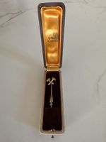 Gübelin 18K Gold Reversnadel E.G. A.G. Box
