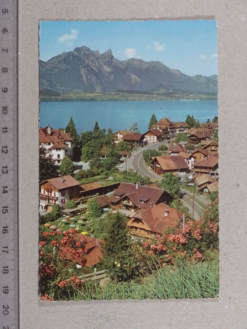 Cartoline postali: Gunten am Thunersee, 1972 – Usato da Lenzburg venduto da fh1