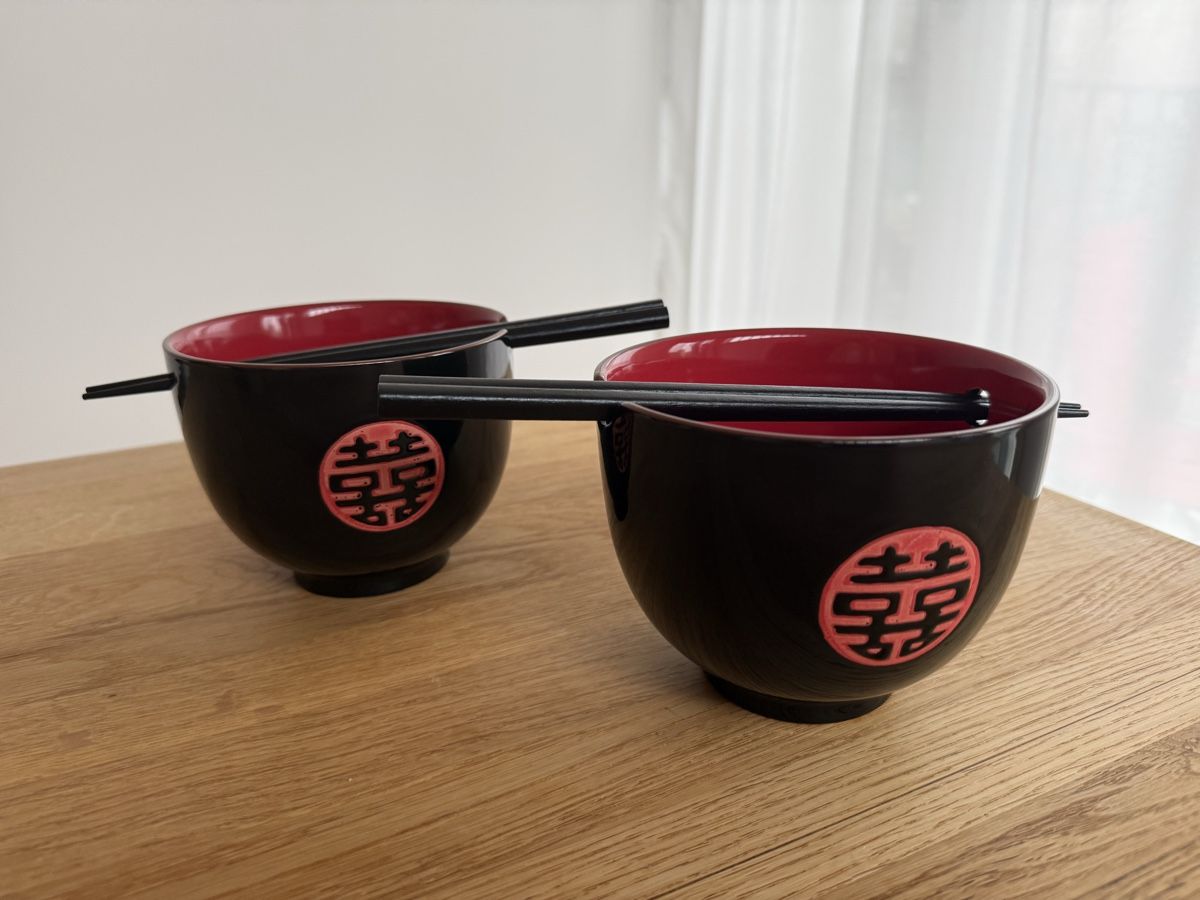Ciotole: Asiatische Bowls mit Stäbchen – Usato da Schaffhausen venduto da GLXTCH 4