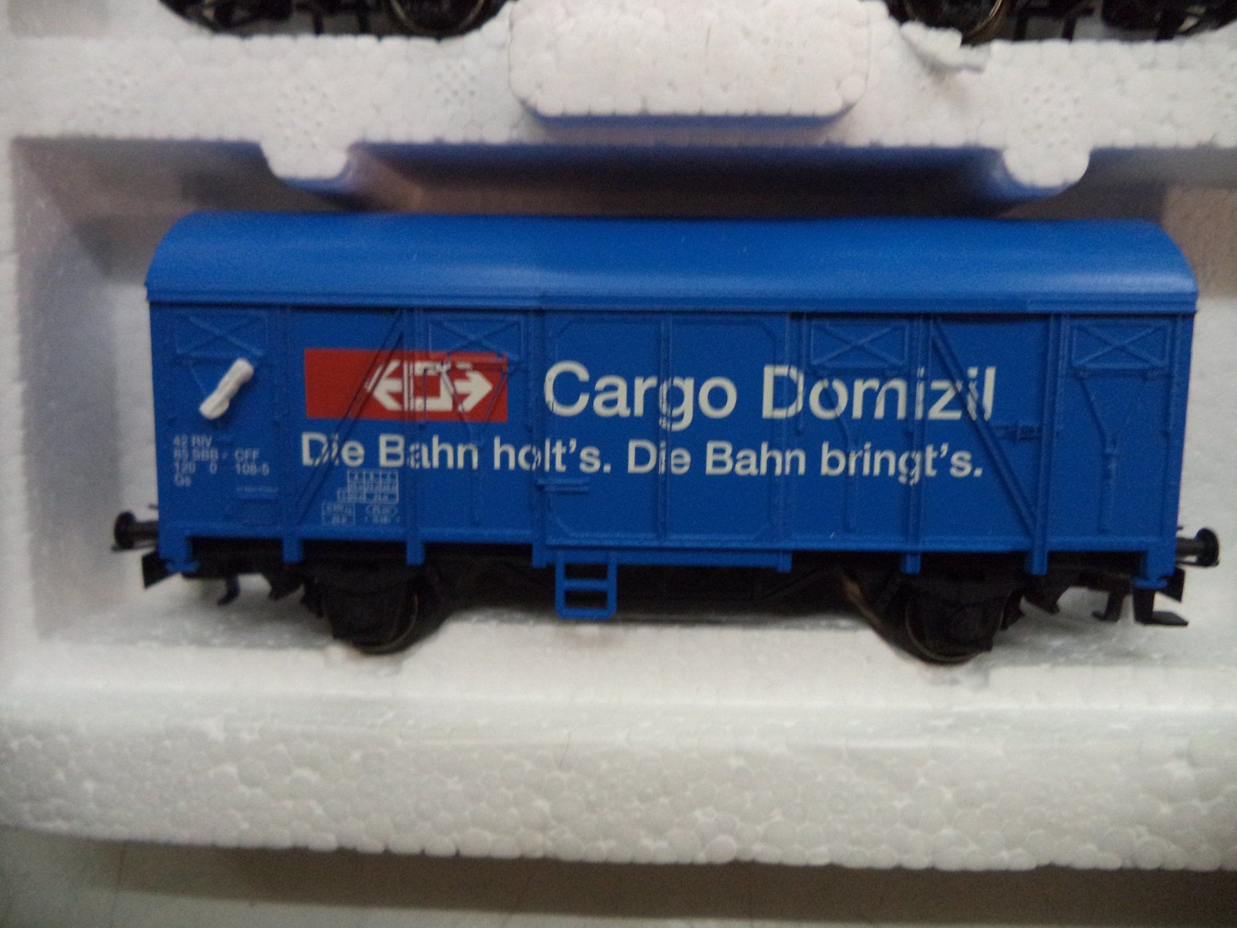 Märklin Modelleisenbahnen: Märklin HO Zugpackung  E 63  Nr. 28722 – Neu und originalverpackt aus Rieden AG von Wirth03 3