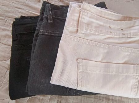 3 Paar Damen-Caprihosen Gr 42 (L) wie neu
