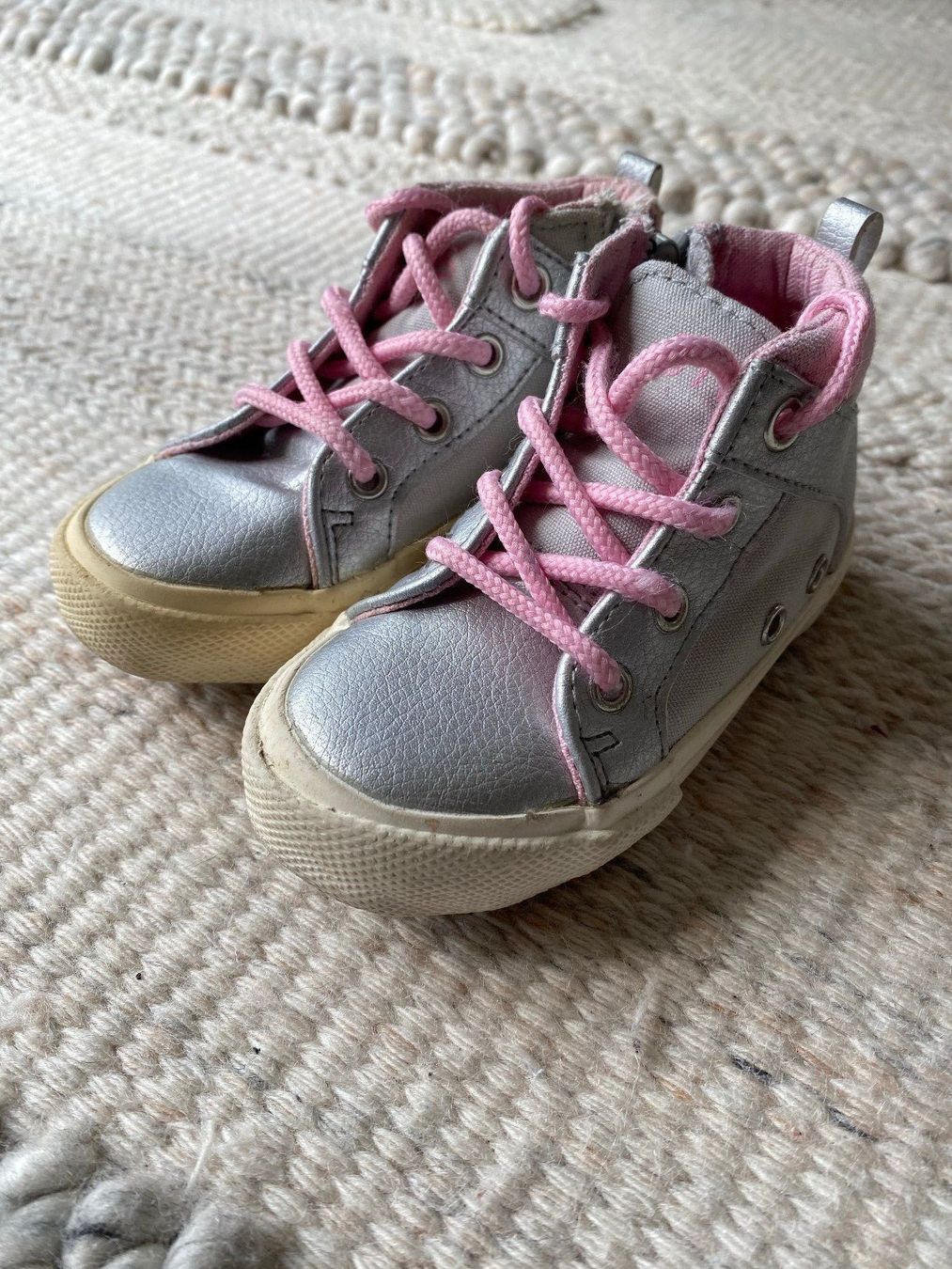 Scarpe per ragazzi: Kinderschuhe grösse 21 – Usato da Wil SG venduto da stonechat 2