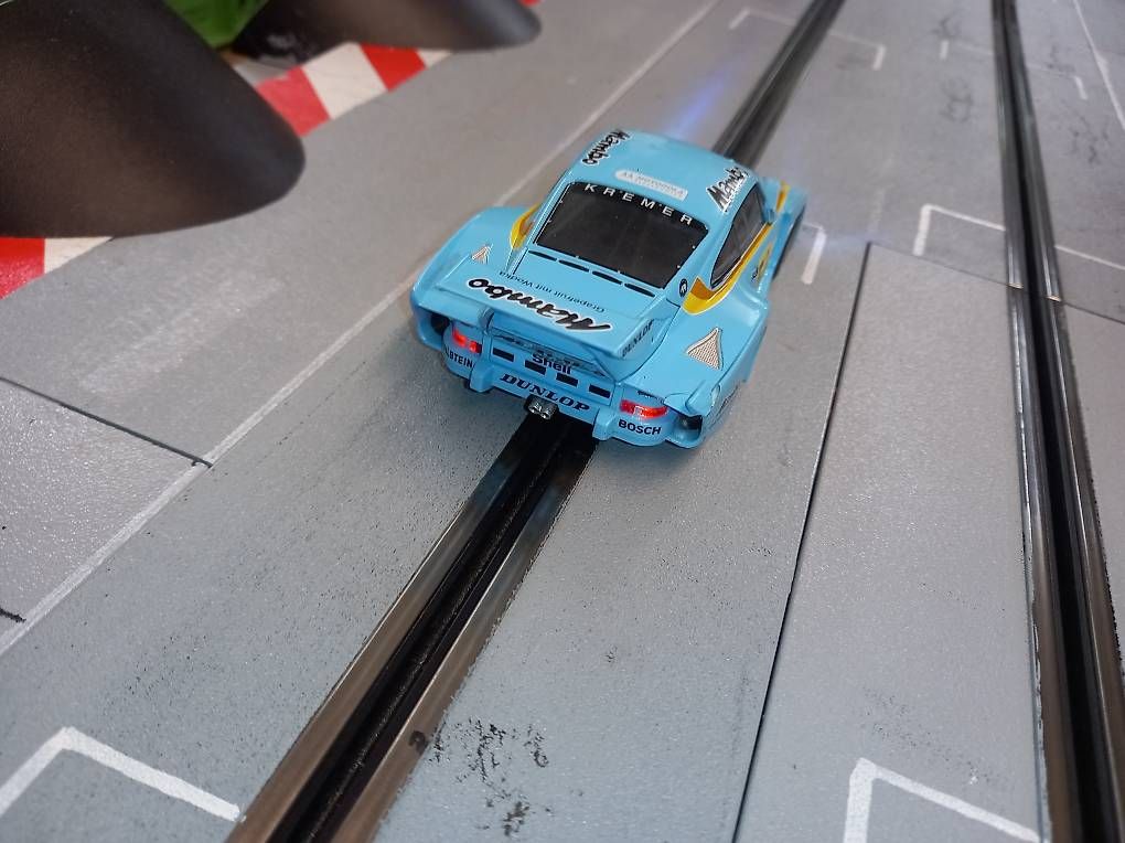 Carrera Piste: Carrera Digital 132 Porsche 935 K3 – Usato da Langenthal venduto da noa_9wcy 3