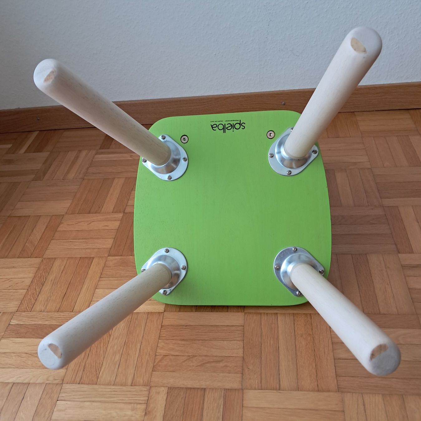 Set di tavolo e panche: Kinderstuhl "spielba" und Tisch IKEA – Usato da Meilen venduto da Vaurien15 5