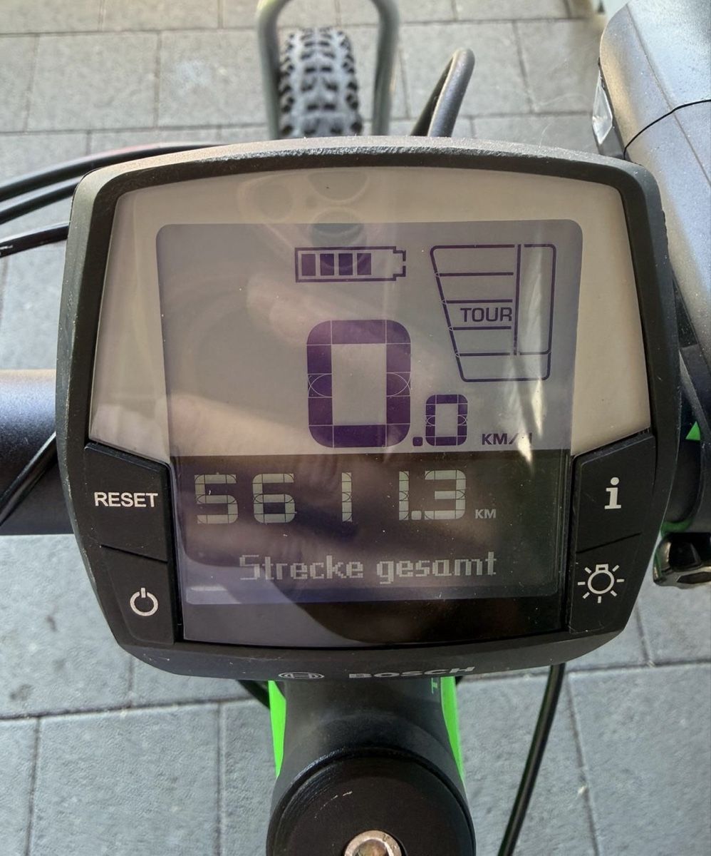 Scott Biciclette: Scott E-Genius 730 Plus E-Bike All Mountainbike – Usato da Hüniken venduto da Bene25 3