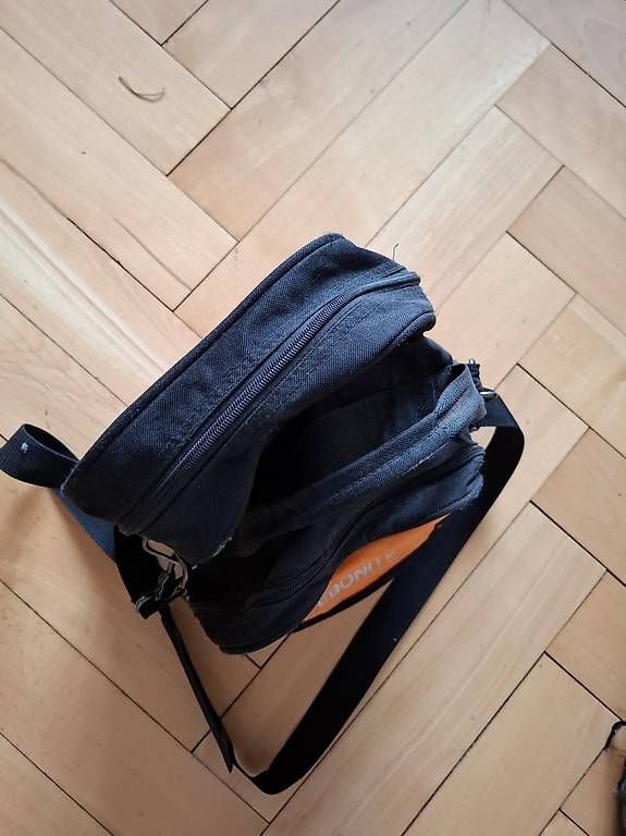 Taschen: Tasche Bowlingkugel – Gebraucht aus Bern von mit_w2v8 1