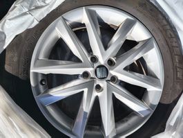 Jantes Seat avec pneus Michelin 215/65 R17 occasion