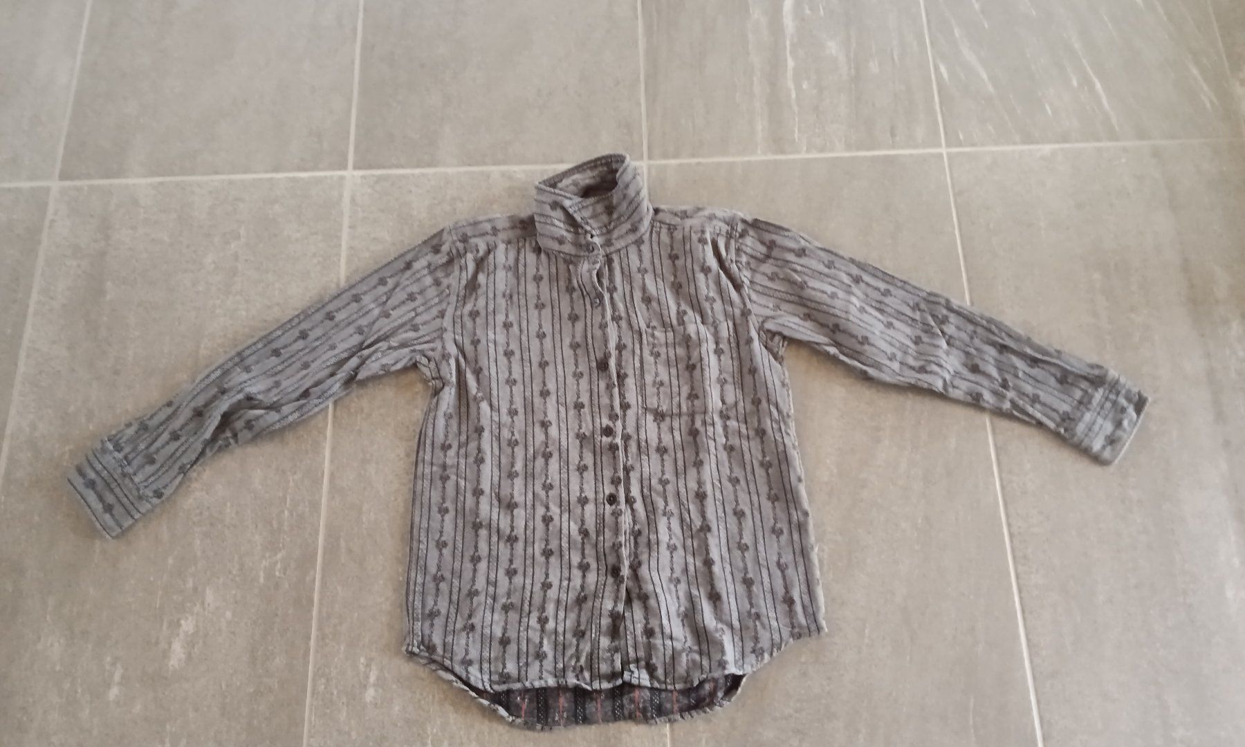 Camicie, T-shirt & Polo: Edelweiss-Hemd – Usato da Madiswil venduto da Power079