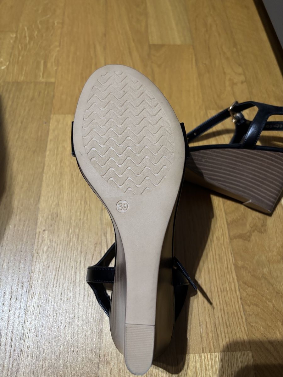Scarpe da donna: Elegante Sandaletten Grösse 39 – Usato da Wangen an der Aare venduto da Semadeni13 2