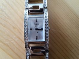 Elegante GUESS Uhr, Damen