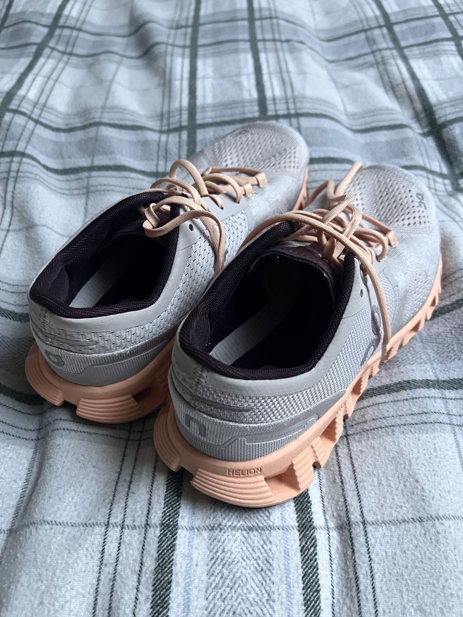 On Scarpe da donna: On Laufschuhe Cloudtec Grösse 37.5 – Usato da Biel/Bienne venduto da nurrund 1