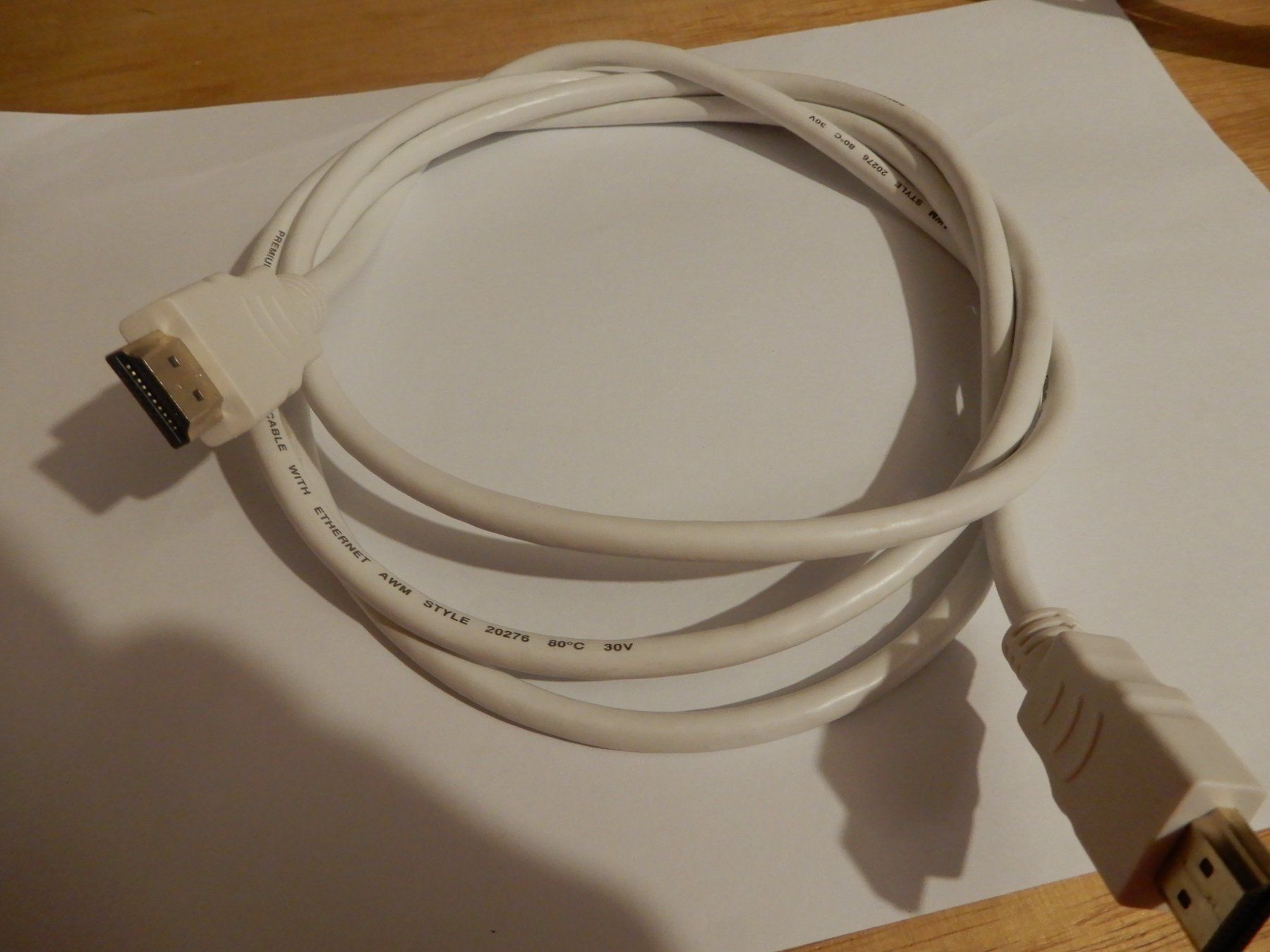 Kabel: HDMI Kabel mit Ethernet weis – Gebraucht aus Worben von MaKo3252