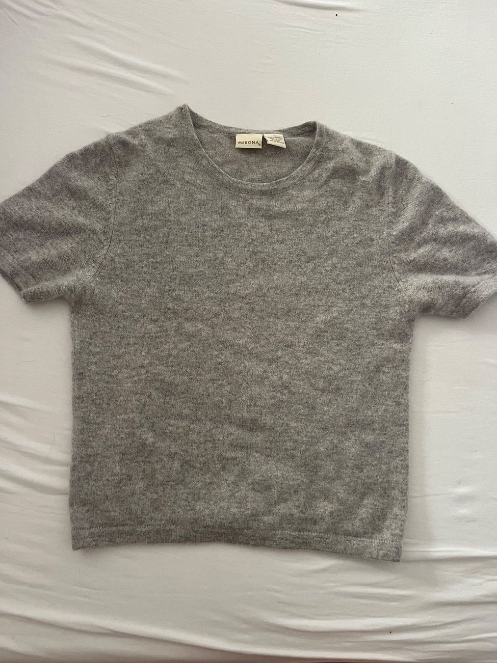T-Shirts: Cashmere T-Shirt – Gebraucht aus Thun von saeru28