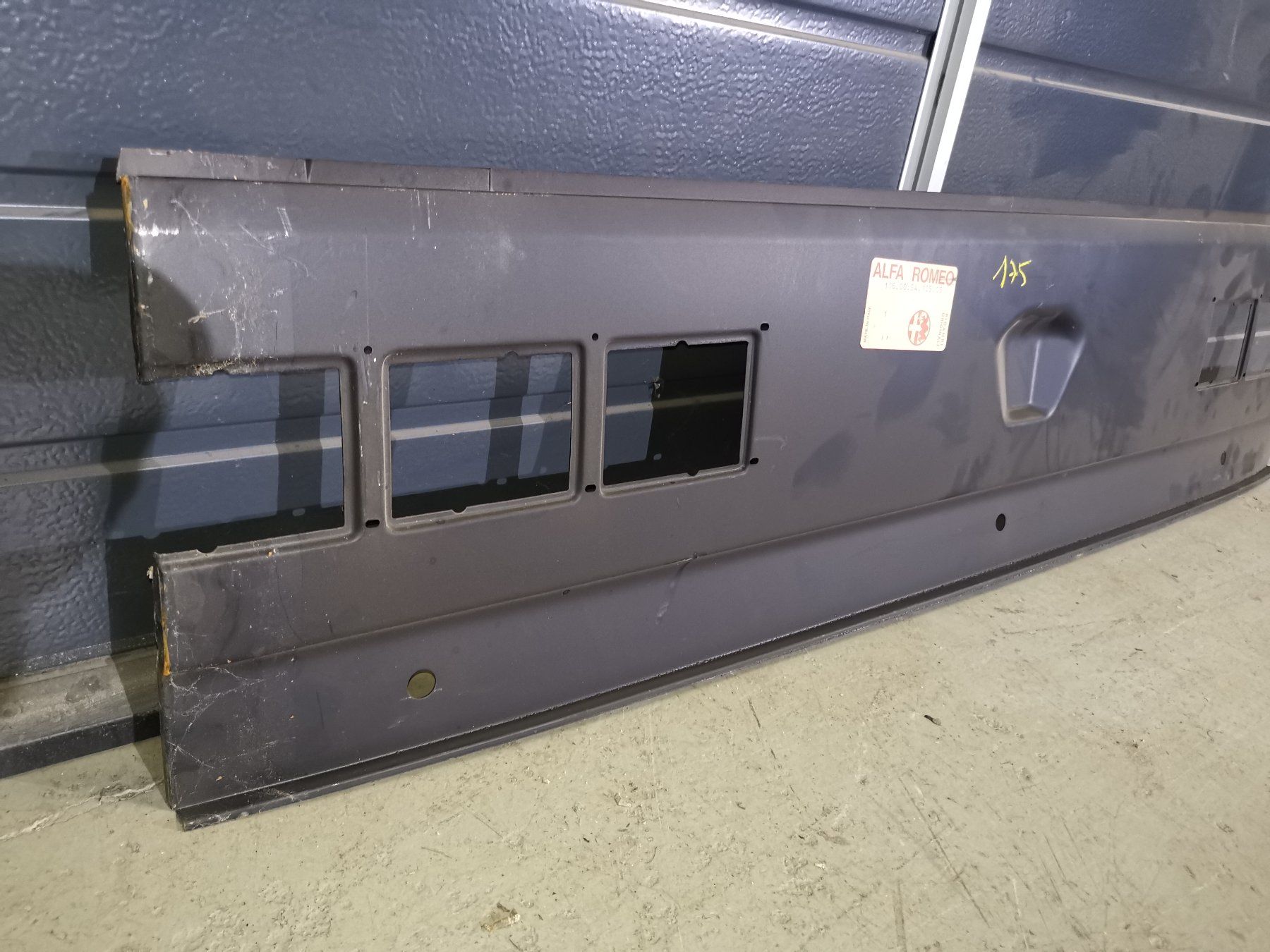 Alfa Romeo Tutti pezzi di ricambio auto: Alfetta Berlina Heckblech bis 1978 – Nuovo (secondo la descrizione) da Thalwil venduto da Joker690 2