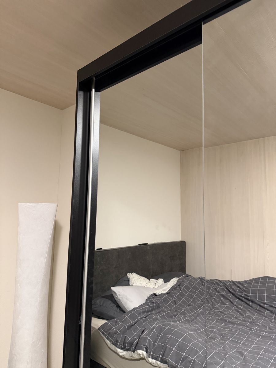 Garderobe: Kleiderschrank – Gebraucht aus Niederbipp von sch_zbv9 6