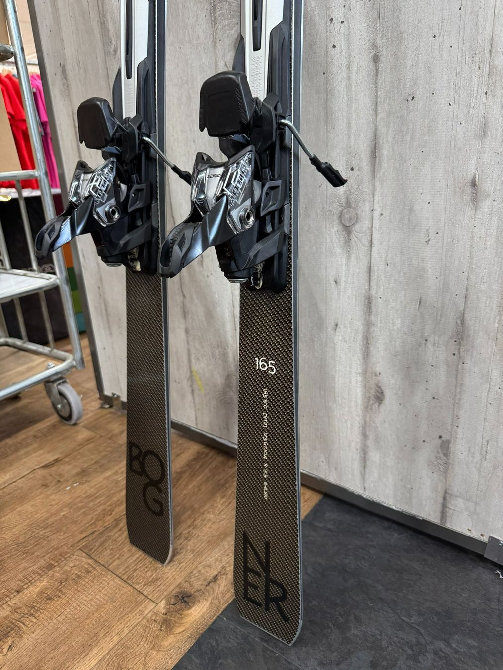 Sci: Bogner Carbon Performance Ski 165 cm inkl. Marker GripWalk B – Nuovo (secondo la descrizione) da Sursee venduto da pilatus.sport 3