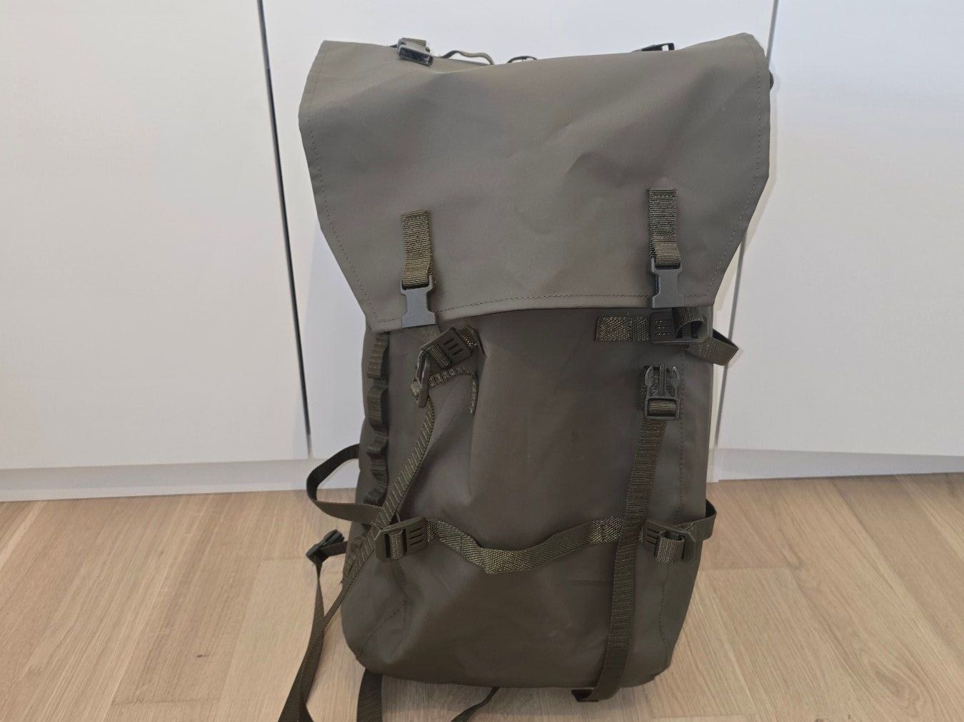 Schweizer Armee Zaini: Kampfrucksack 90 Schweizer Armee, neu / ungebraucht – Nuovo (secondo la descrizione) da Pfyn venduto da mei_vyw5
