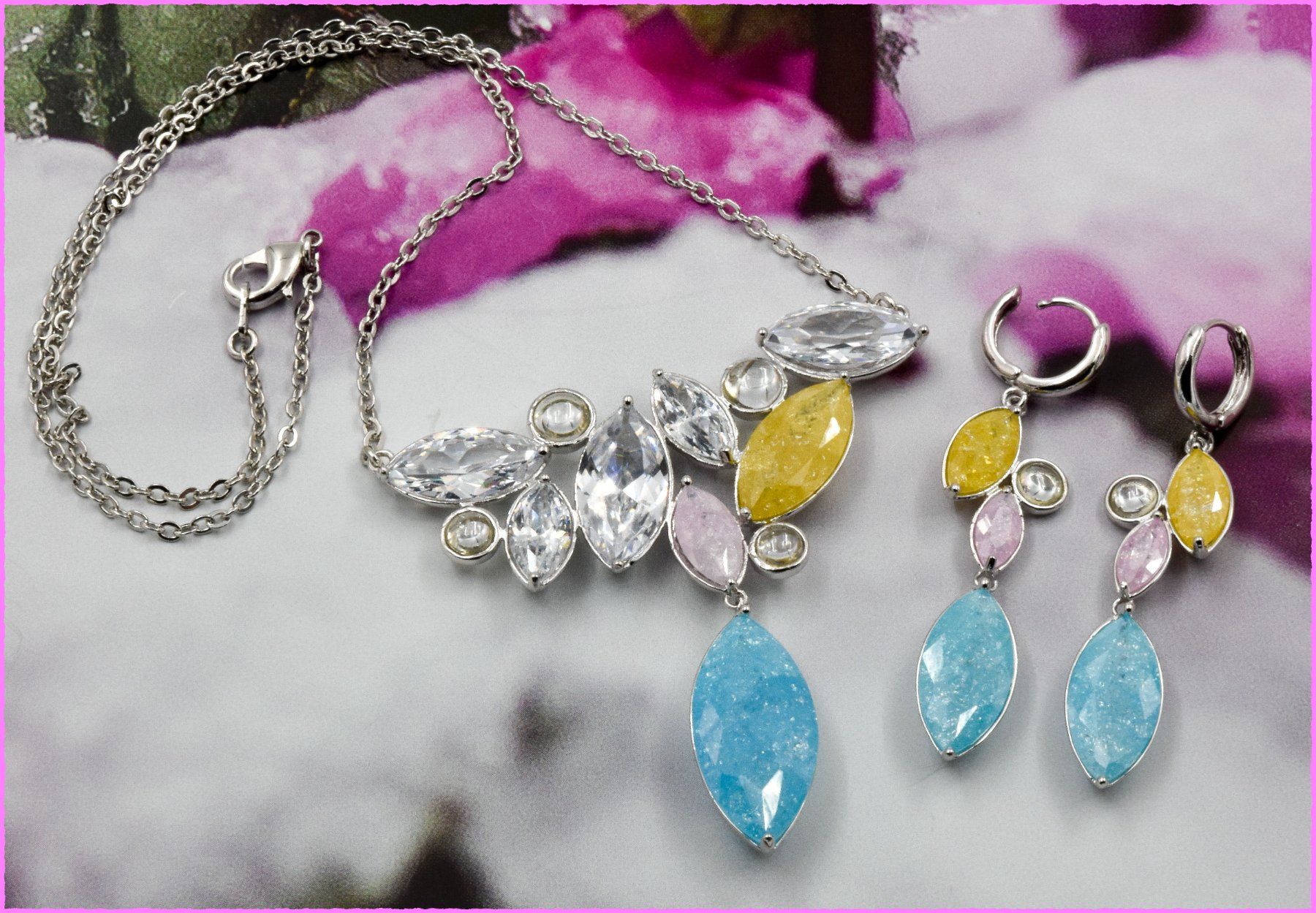 Catenine: Collier im Y-Design – Nuovo e nell'imballaggio originale da Oberglatt ZH venduto da Diamond-Girl