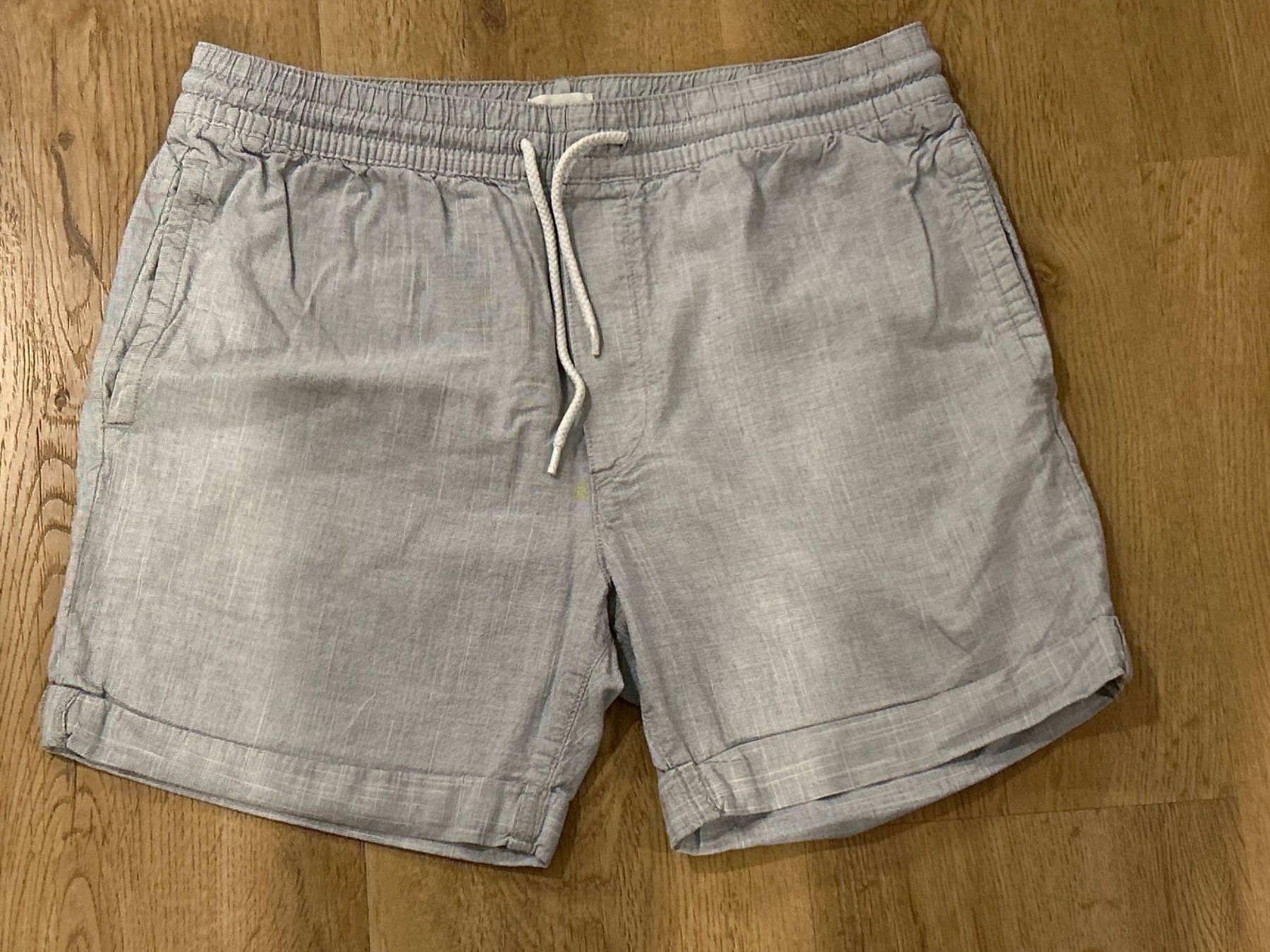 H&M Pantaloni: Herren Shorts hellblau  von  H&M Gr. M, – Usato da Brunnen venduto da Nala2929 1