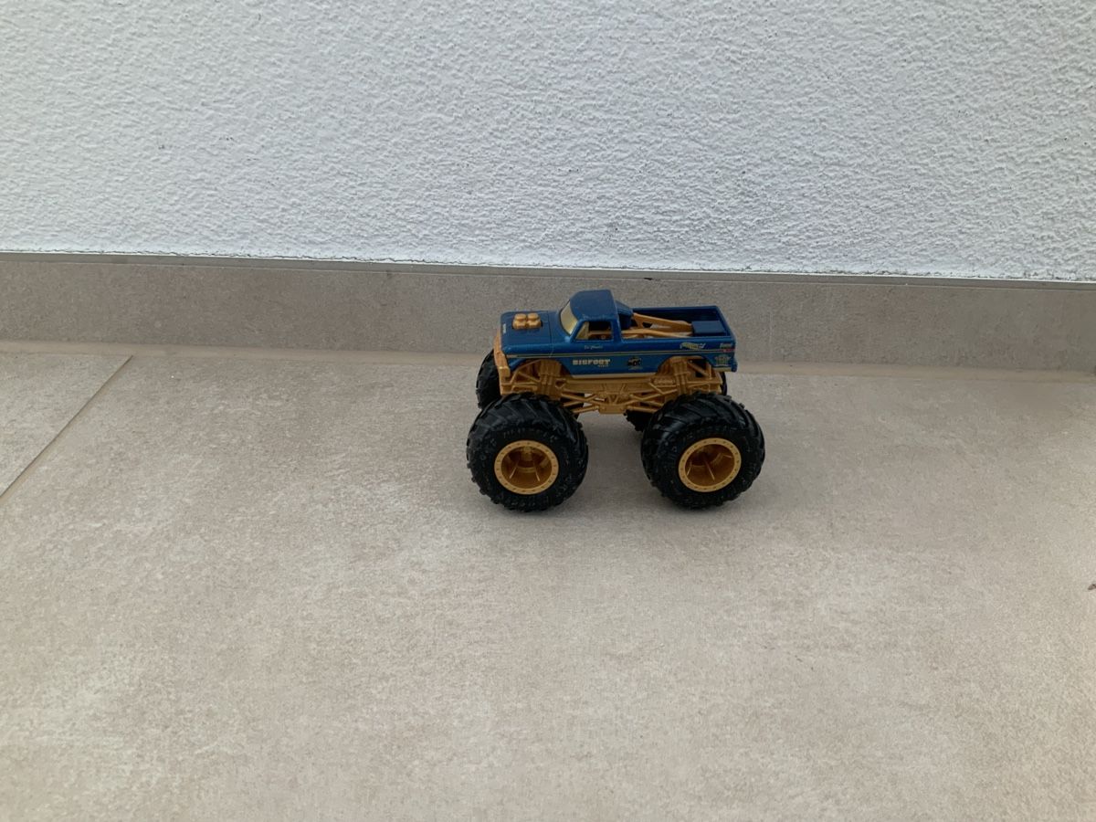 Giocattoli: Hot wheel – Usato da Neuenegg venduto da CarreraT 3