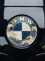BMW Logo/Emblem Kanagawa Wave
