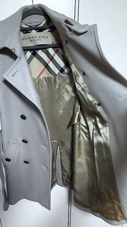 Cappotti: BURBERRY trench coat – Usato da Lugano venduto da chs_fjt5 2