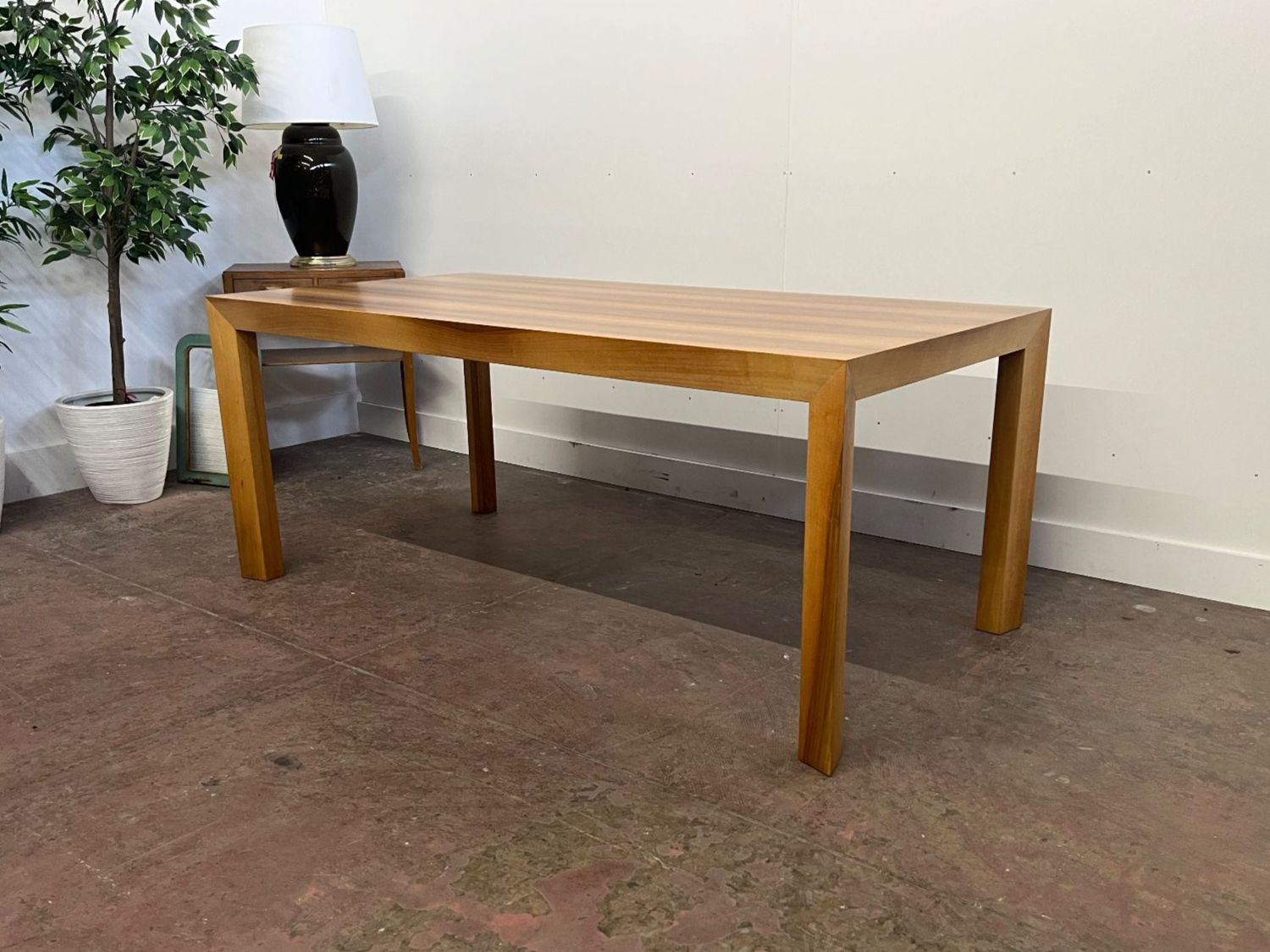 Tavoli: Holz Esstisch – Usato da Luzern venduto da CaritasZentral
