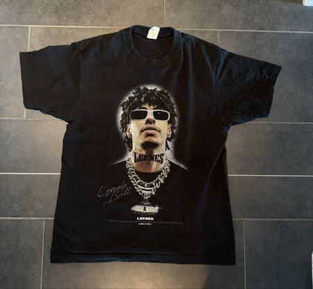 LaMelo Ball Graphic Tee - Basketball Fan Apparel 🏀👕