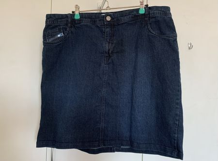 C. Vögele Jeansrock / Denim skirt 48 m. Glitzerdetails