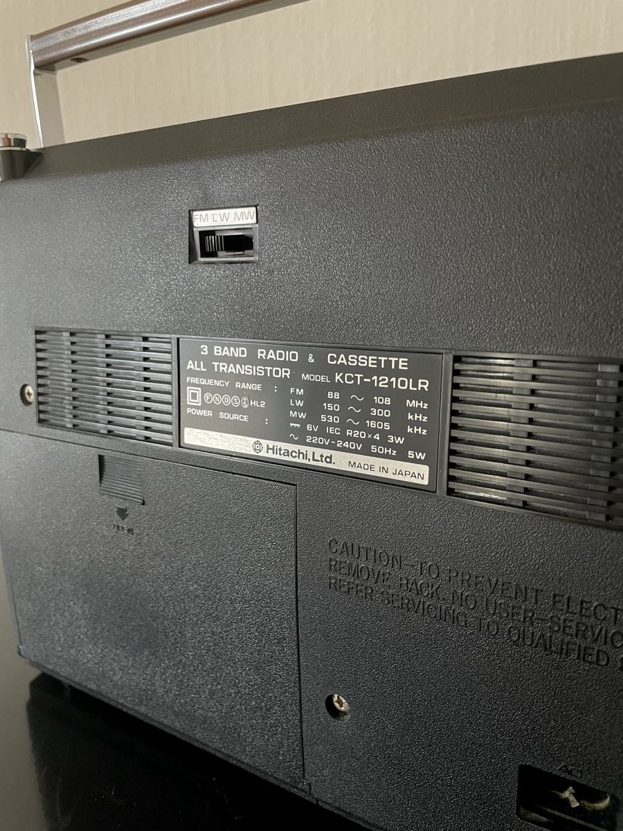 Hitachi Radios: Hitachi Radio-Kassettenrecorder – D'occasion à Olten par jebemm 6