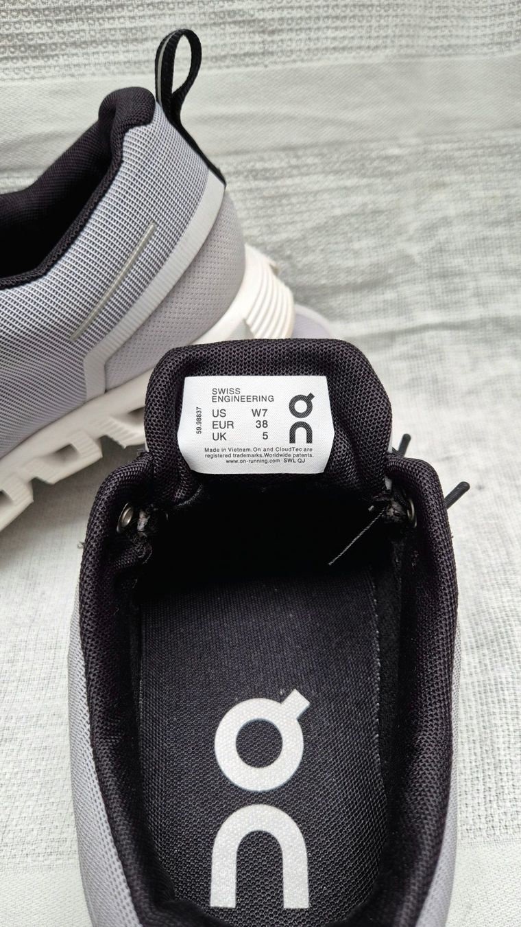 On Herrenschuhe: ON Cloud Waterproof – Gebraucht aus Gutenswil von Brina_Bee 9