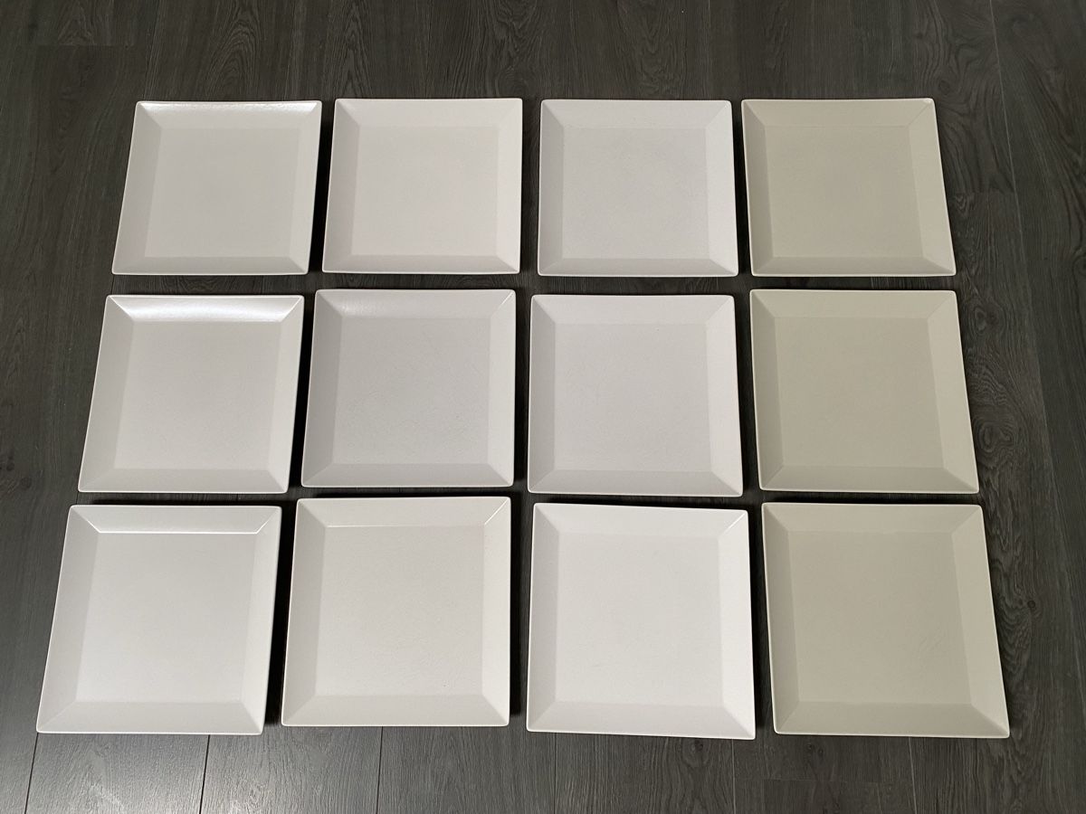 Piatti: 12 Teller  26x26cm – Usato da Hägglingen venduto da Karin0802