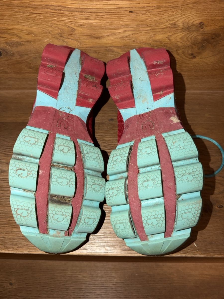 On Scarpe da donna: On Cloudrunner Damen Laufschuhe, Grösse 39 – Usato da Birmensdorf ZH venduto da PolzerJ1 2